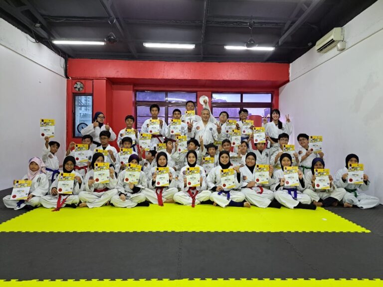 taekwondo itf kelas penyampaian sijil kenaikan tali pinggang