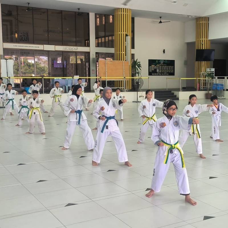 Kelas Taekwondo Bangi di KOMSAS